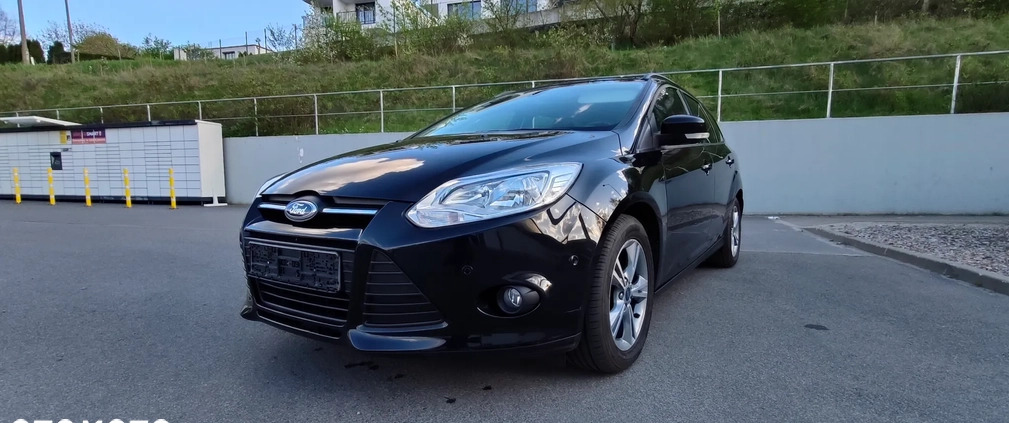 Ford Focus cena 21500 przebieg: 147000, rok produkcji 2013 z Warta małe 211